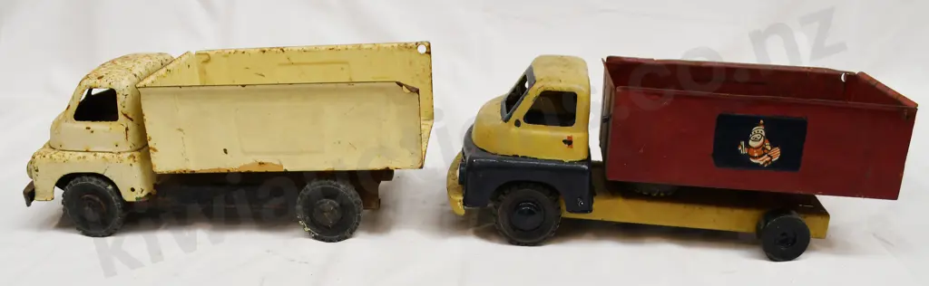 WYN/LINCOLN PRESSED STEEL TRUCKS Image 1++