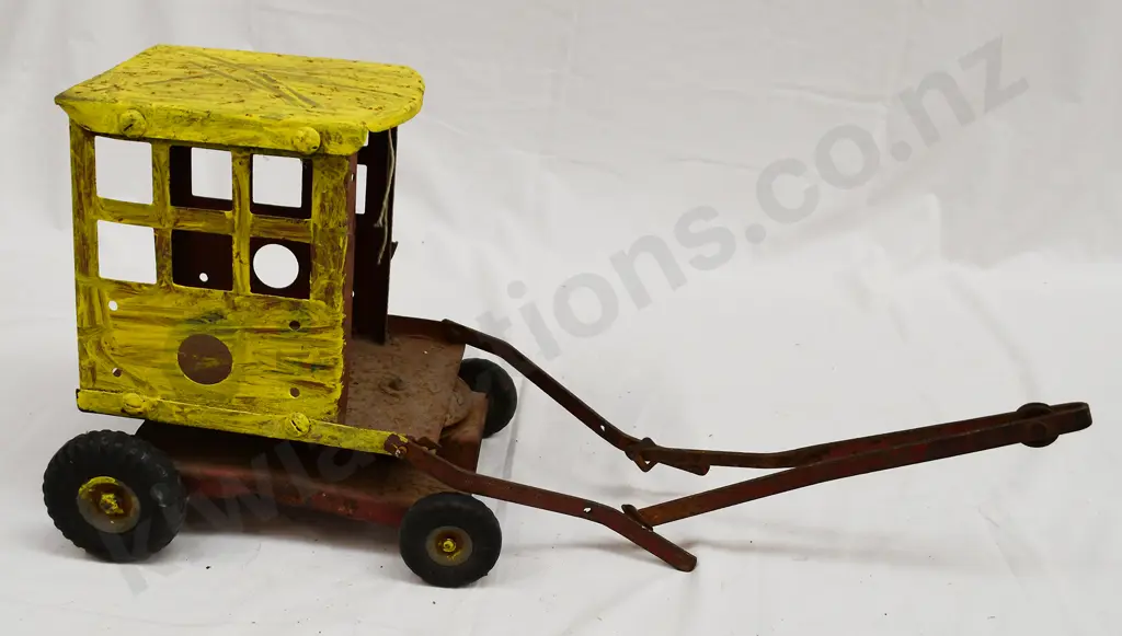 TRI-ANG CRANES Image 1++
