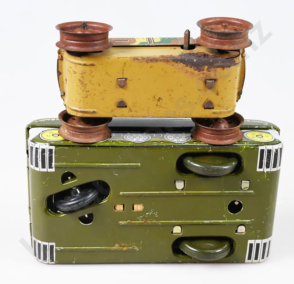 TIN TOY TANKS & BUS Image 1++