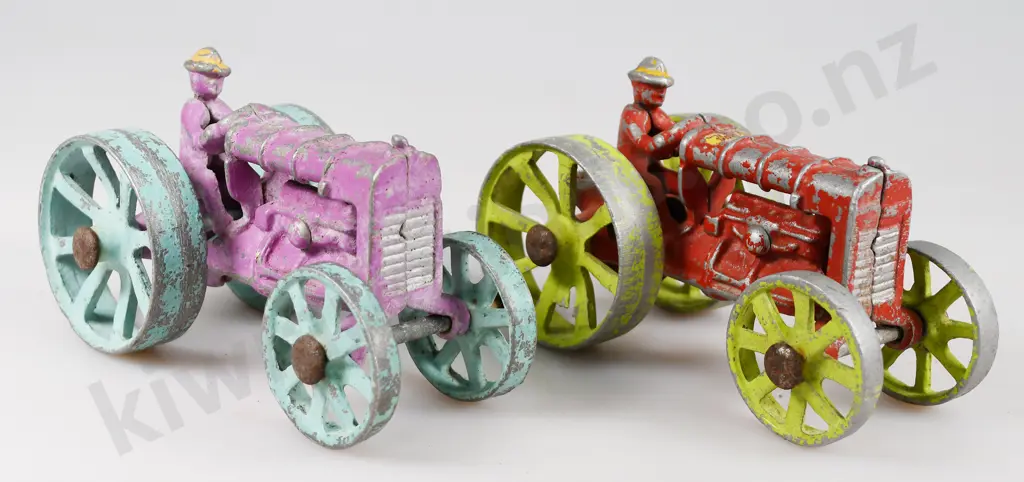 FUN HO FORDSON TRACTORS Image 1++