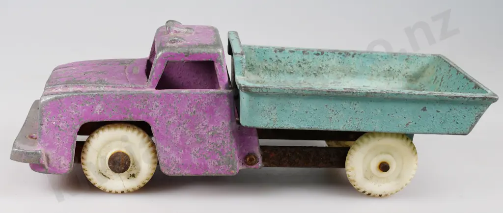 FUN HO TIP TRUCK 162C Image 1++