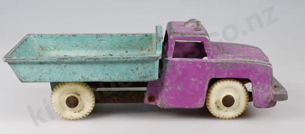 FUN HO TIP TRUCK 162C Image 1++
