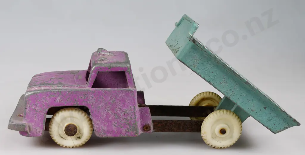 FUN HO TIP TRUCK 162C Image 1++