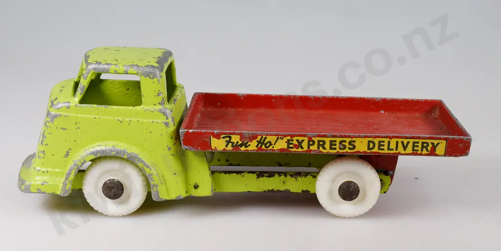 FUN HO FLAT DECK TRUCK Image 1++