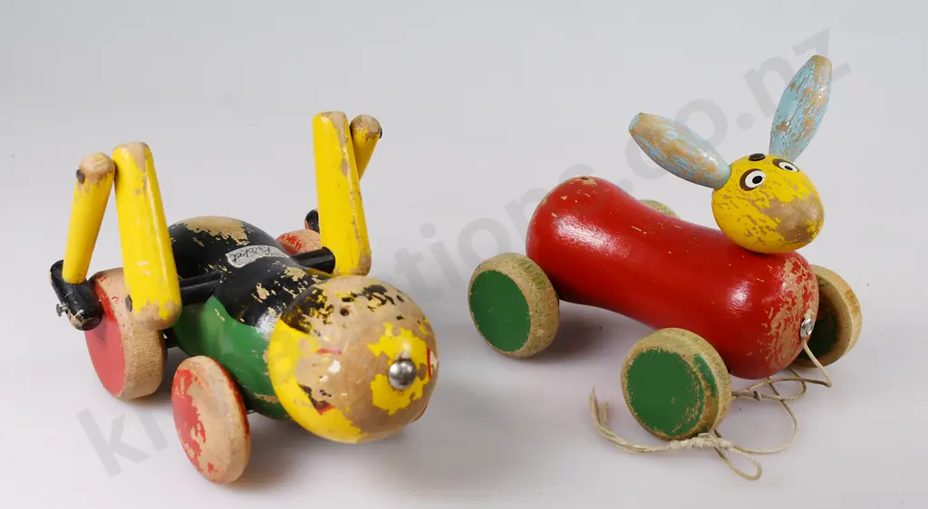 WOODEN TOYS x 8 Image 1++