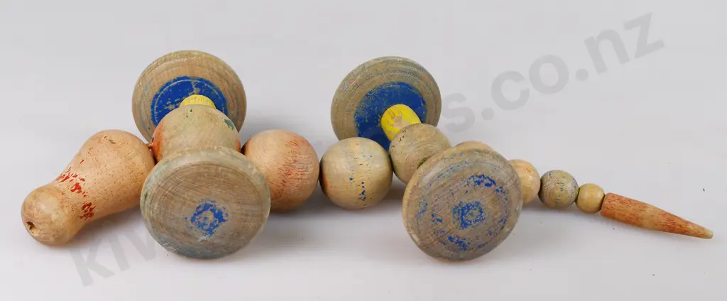 WOODEN TOYS x 8 Image 1++