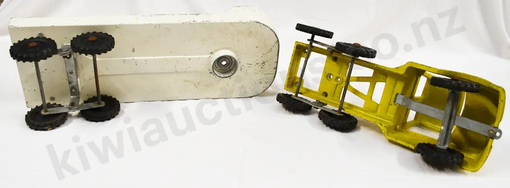 FUN HO ARTICULATED TRUCK AND TRAILER Image 1++