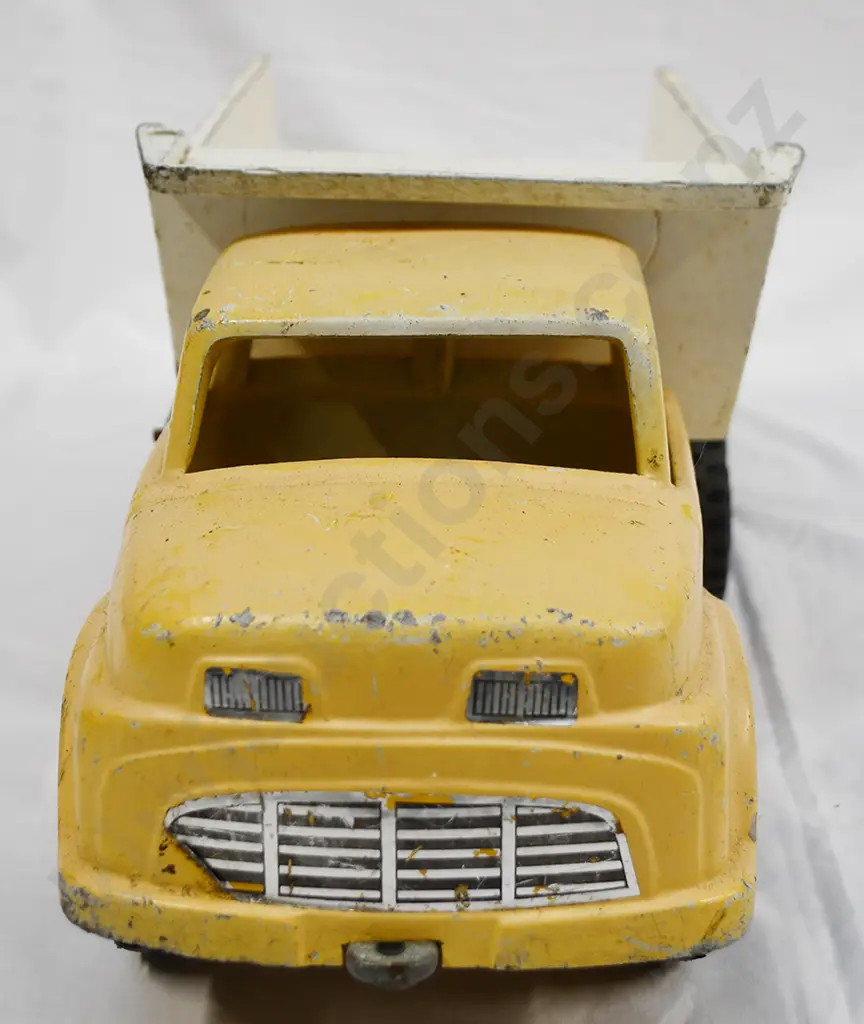 FUN HO GIANT TIP TRUCK Image 1++