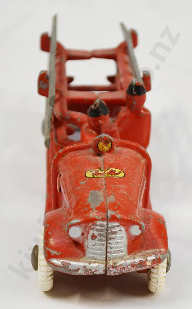 FUN HO LARGE FIRE ENGINE 105 Image 1++