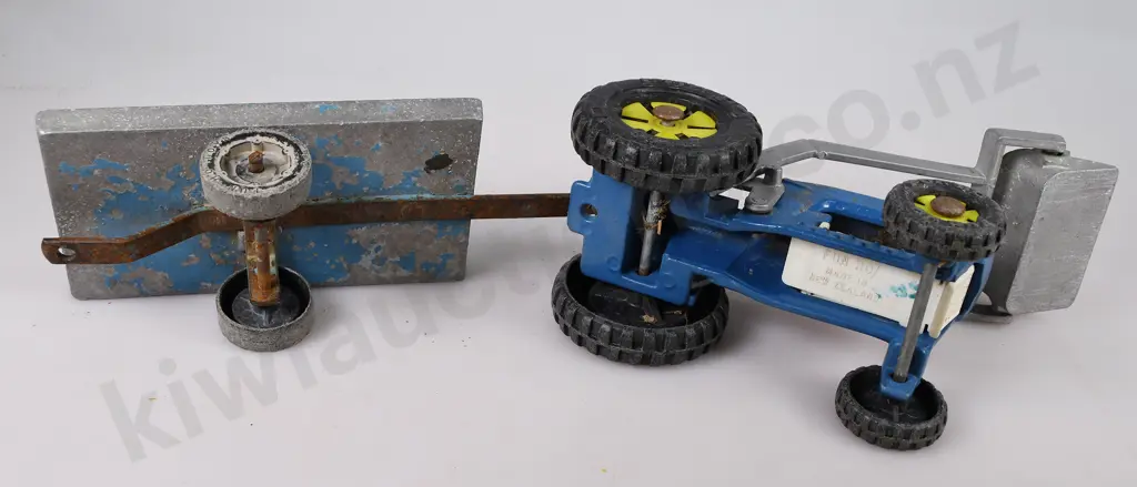 FUN HO TRACTORS & TRAILERS Image 1++