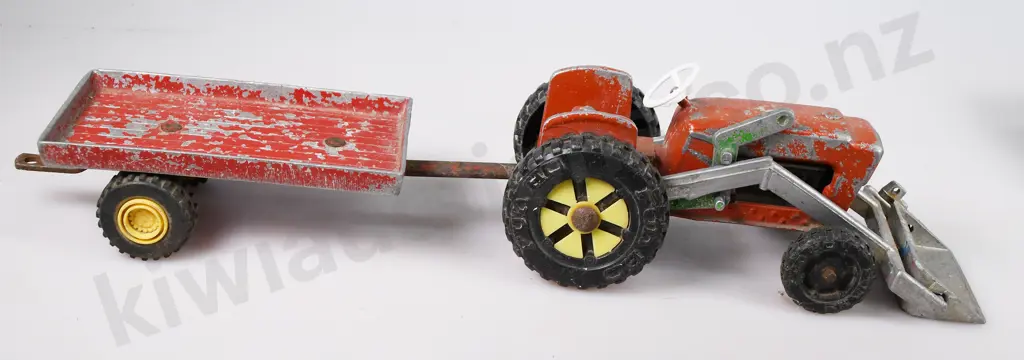FUN HO TRACTORS & TRAILERS Image 1++