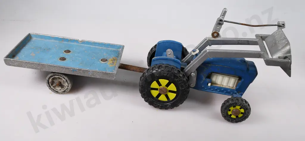 FUN HO TRACTORS & TRAILERS Image 1++