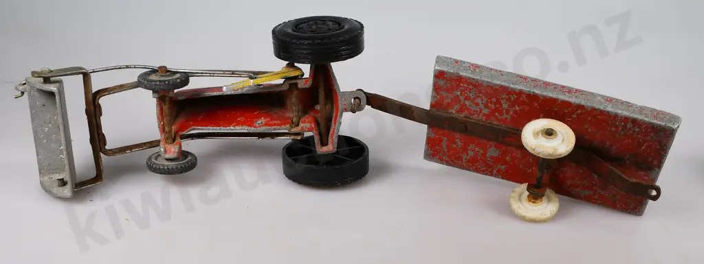FUN HO TRACTORS AND TRAILERS Image 1++