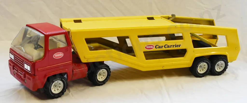 TONKA PRESSED STEEL CAR CARRIER Image 1++