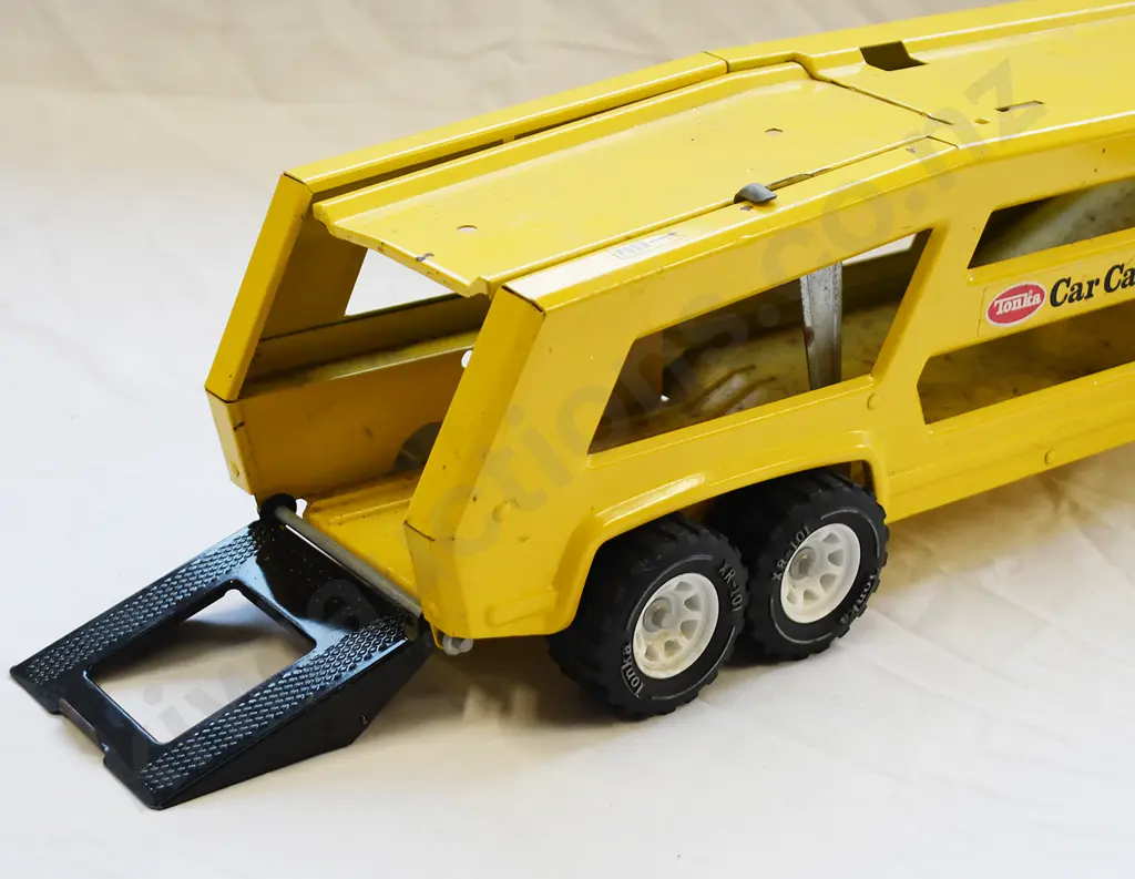 TONKA PRESSED STEEL CAR CARRIER Image 1++