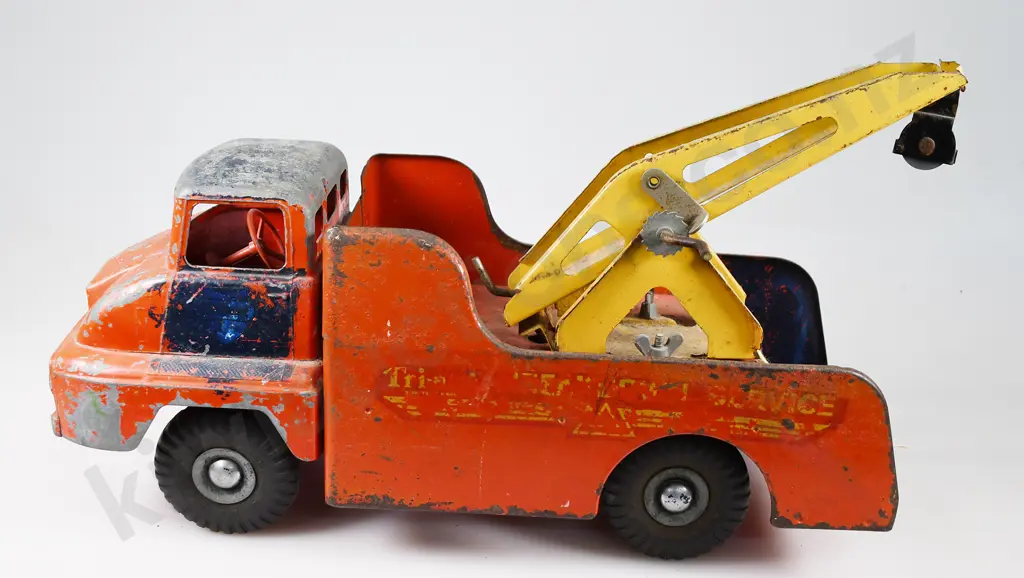 TRI-ANG PRESSED TIN CRANE TRUCK Image 1++