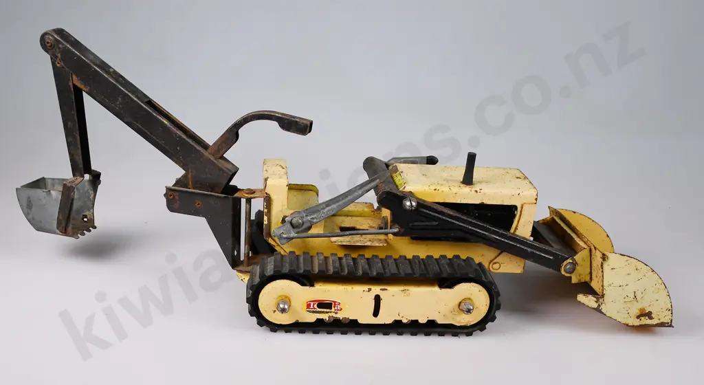 TONKA TOYS FRONT LOADER, BACK HOE Image 1++