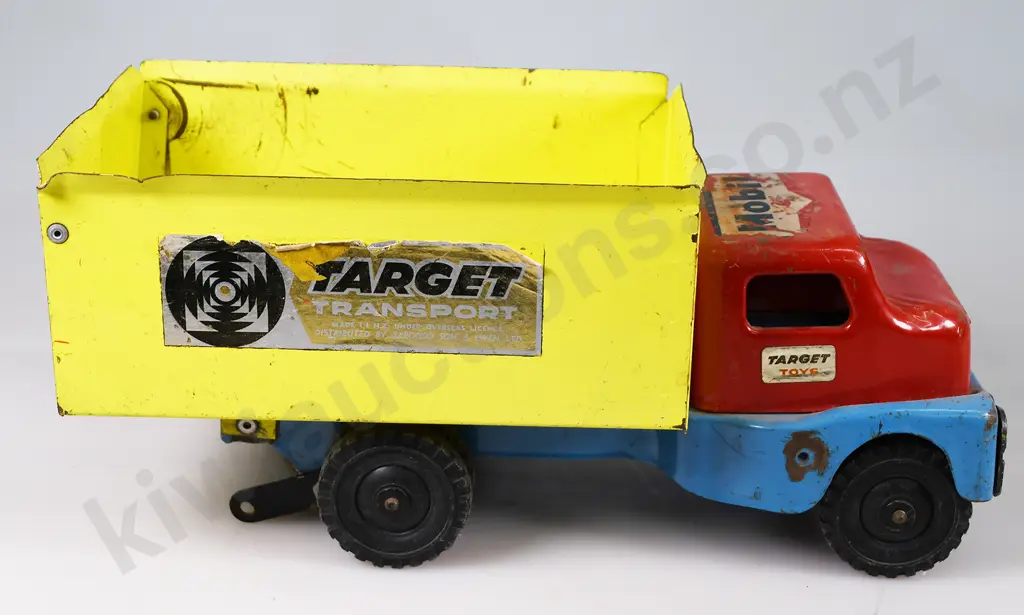 TARGET TOYS 2 AXLE TIP TRUCK Image 1++