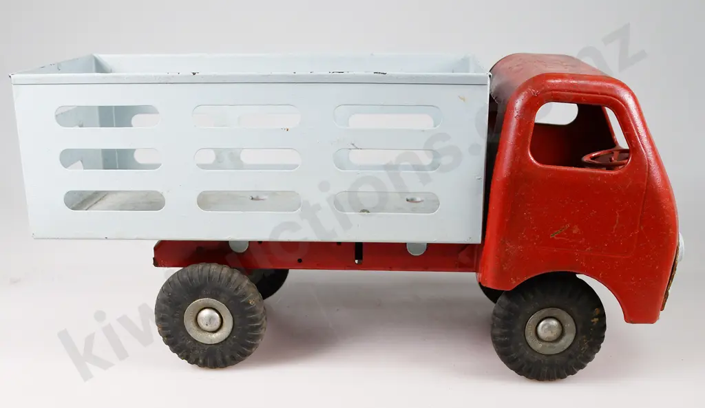 TRIANG DIESEL FARM TRUCK Image 1++