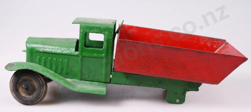 TRIANG TIPPING LORRIES Image 1++