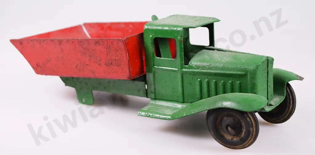 TRIANG TIPPING LORRIES Image 1++