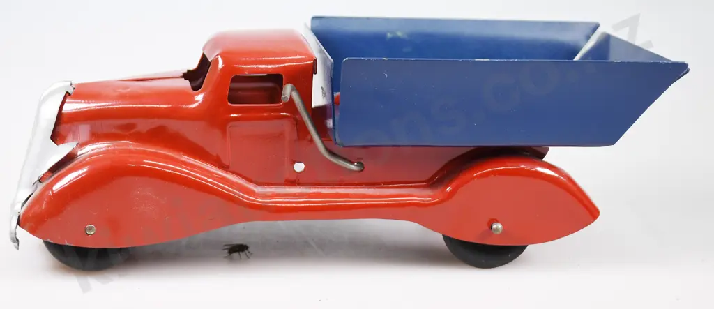 MARX PRESSED STEEL DUMP TRUCK Image 1++