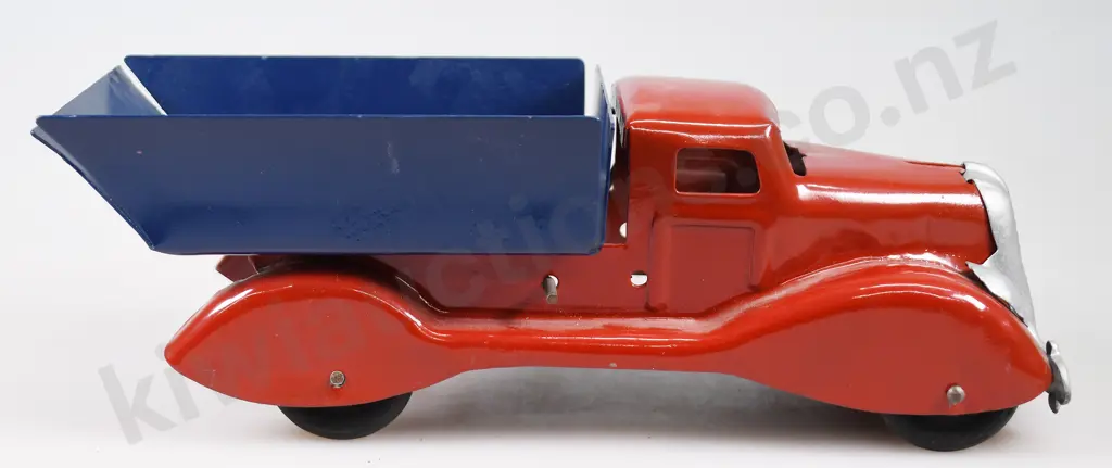 MARX PRESSED STEEL DUMP TRUCK Image 1++