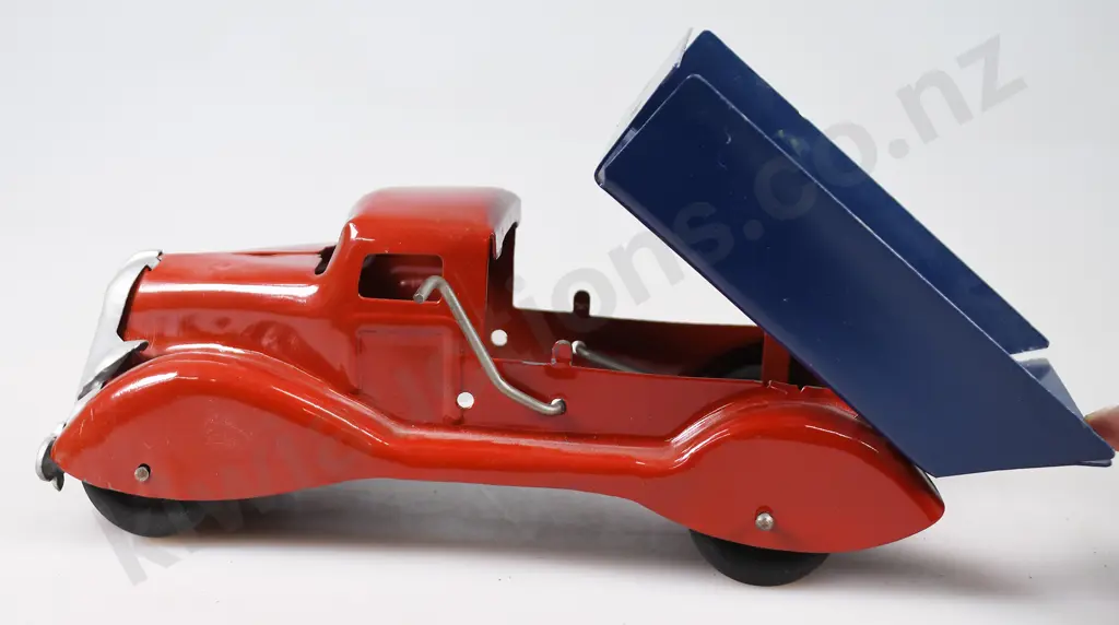 MARX PRESSED STEEL DUMP TRUCK Image 1++