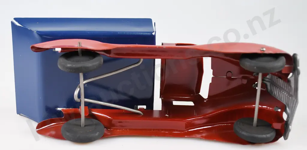 MARX PRESSED STEEL DUMP TRUCK Image 1++