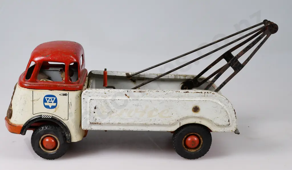 GERMAN TIN TOY TRUCKS Image 1++