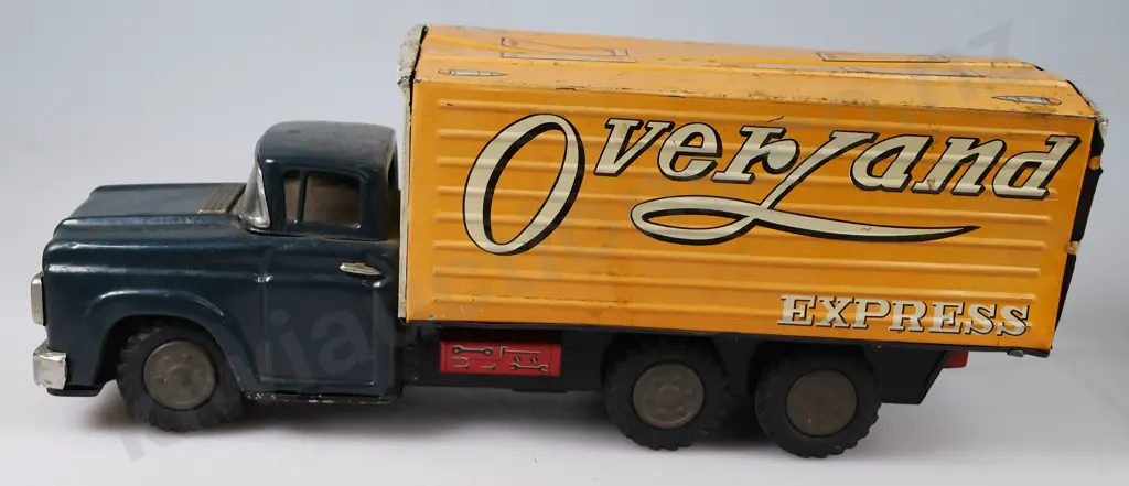 JAPANESE MADE TIN TOY TRUCKS Image 1++