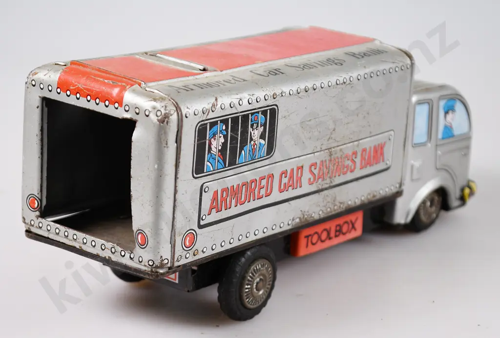 JAPANESE MADE TIN TOY TRUCKS Image 1++