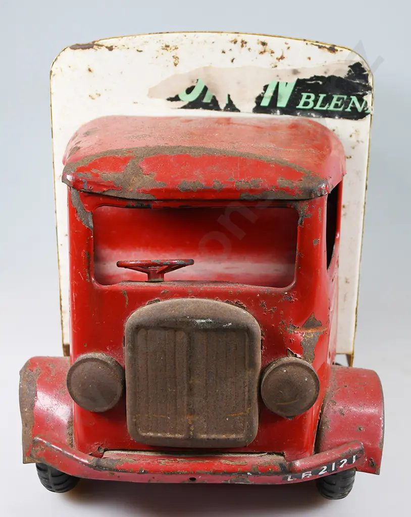 TRI-ANG  TRANSPORT VAN No. 200 Image 1++