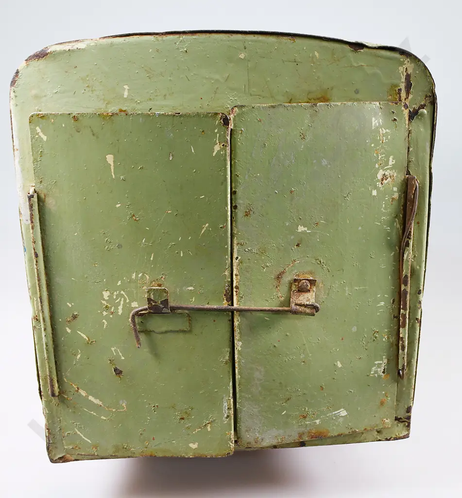 TRI-ANG  TRANSPORT VAN No. 200 Image 1++