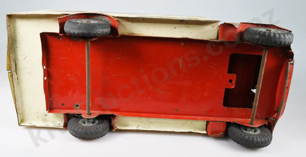 TRI-ANG  TRANSPORT VAN No. 200 Image 1++