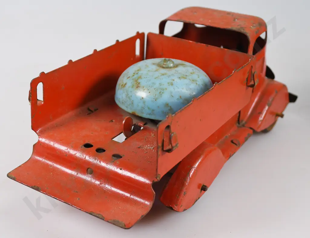 TRI-ANG FIRE ENGINE, TIPPING LORRY W555 Image 1++