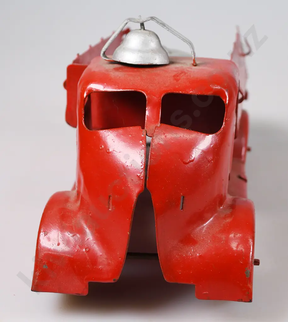TRI-ANG FIRE ENGINE, TIPPING LORRY W555 Image 1++