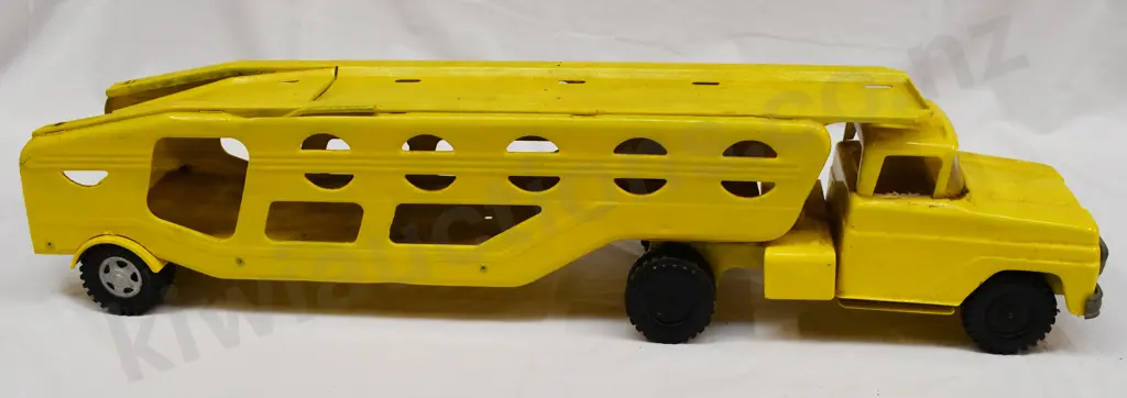 TONKA PRESSED STEEL CAR CARRIERS Image 1++