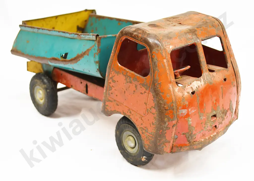 TRIANG DIESEL DELIVERY LORRY & TIP LORRY Image 1++