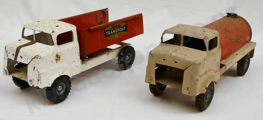 TRI-ANG DIESEL TRANSPORT LORRY & SHELL TANKER Image 1++