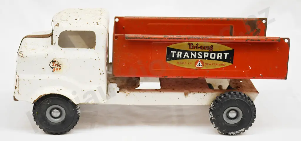 TRI-ANG DIESEL TRANSPORT LORRY & SHELL TANKER Image 1++