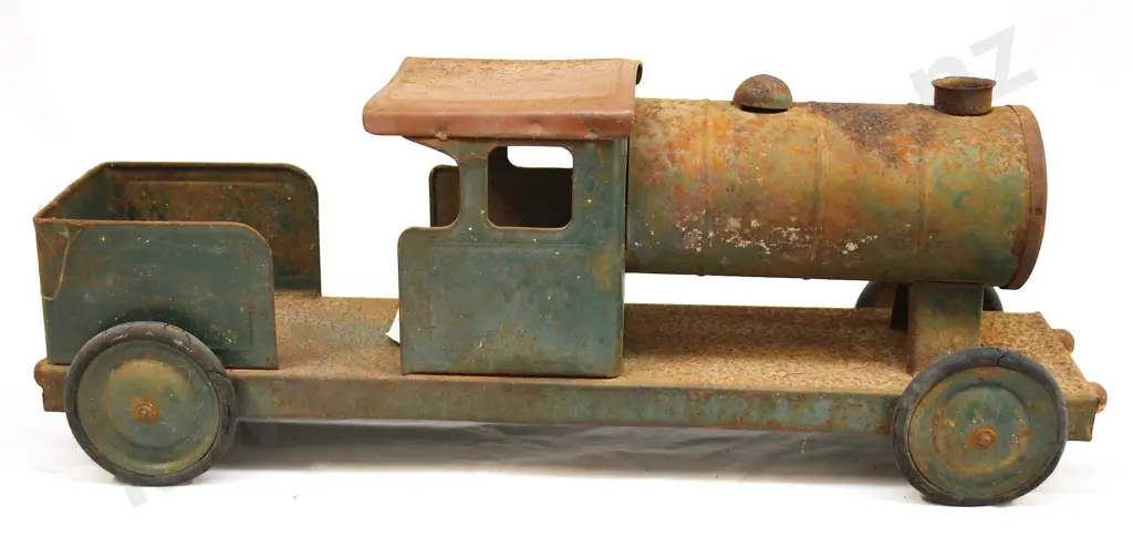 TRI-ANG LOCO ENGINE TRAINS Image 1++