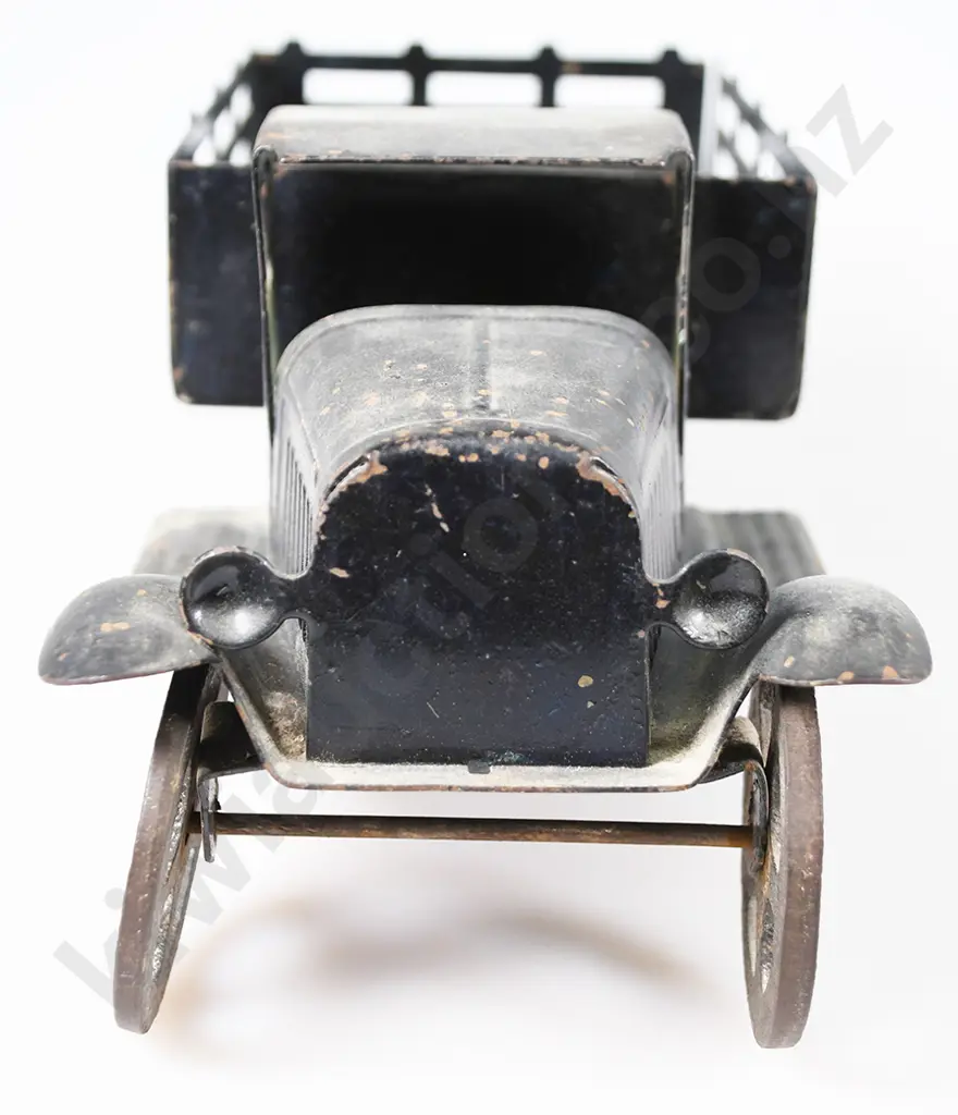ASSORTED STEEL & TIN TOY TRUCKS Image 1++
