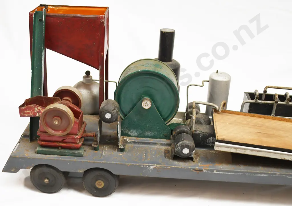STRUCTCO STEEL TOY, WITH ENGINEERING PLANT TO TRAILER Image 1++