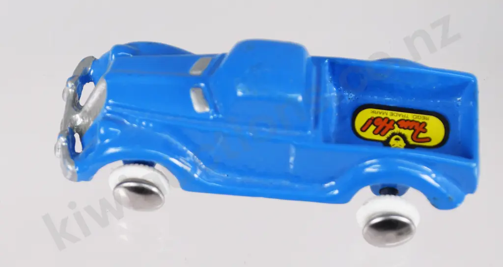 FUN HO MODEL TOYS x 12 Image 1++