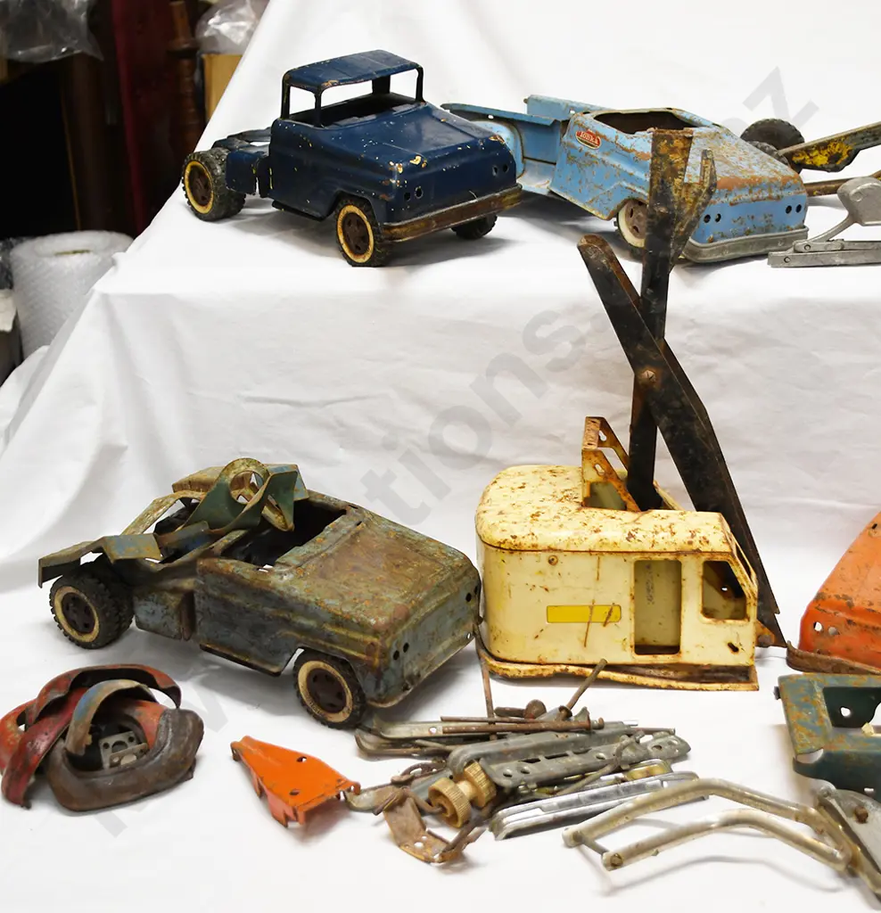TONKA PARTS FOR RESTORATION - 1 Image 1++