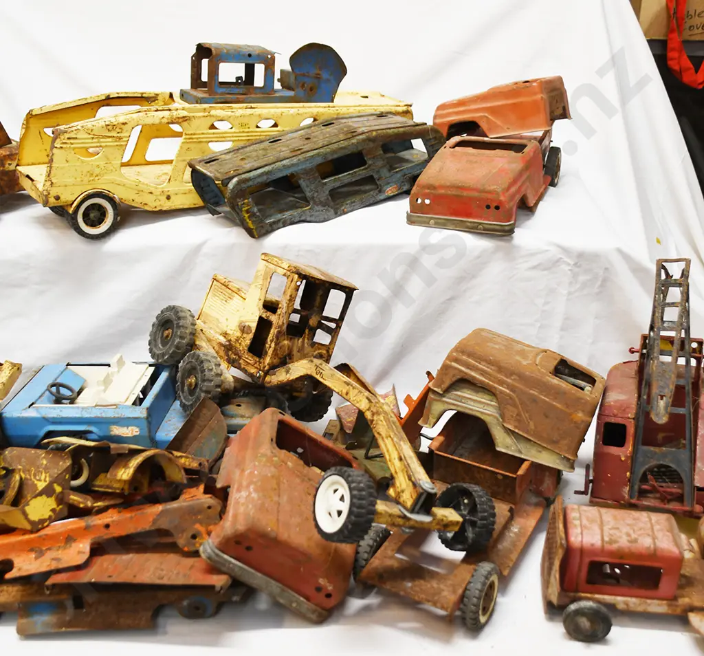 TONKA PARTS FOR RESTORATION - 2 Image 1++