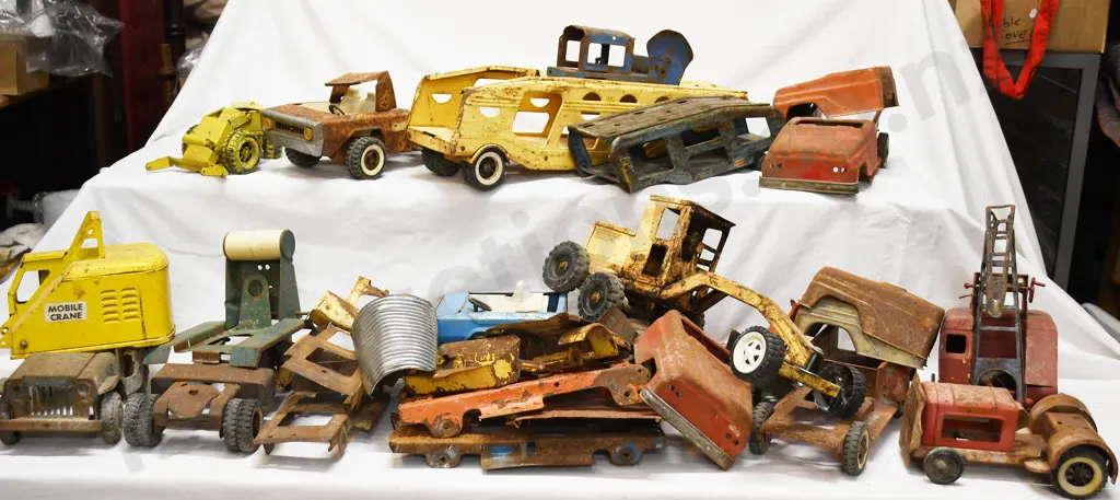 TONKA PARTS FOR RESTORATION - 2 Image 1++