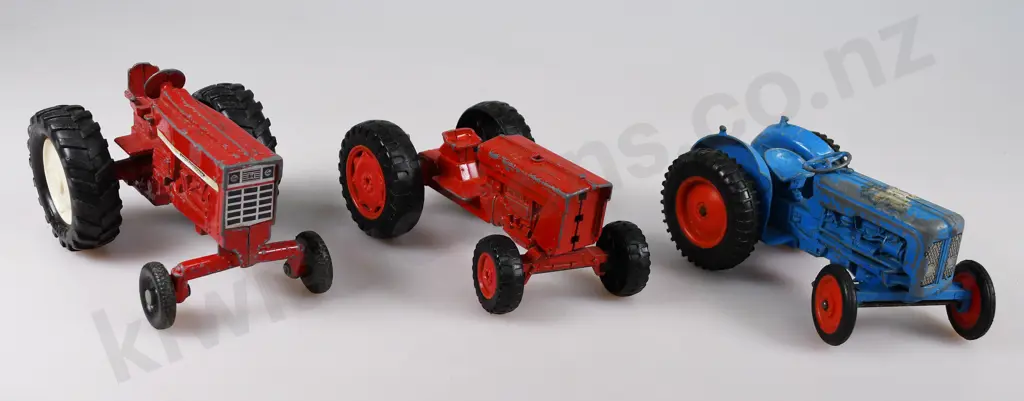 DIECAST TRACTORS Image 1++