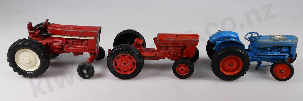 DIECAST TRACTORS Image 1++
